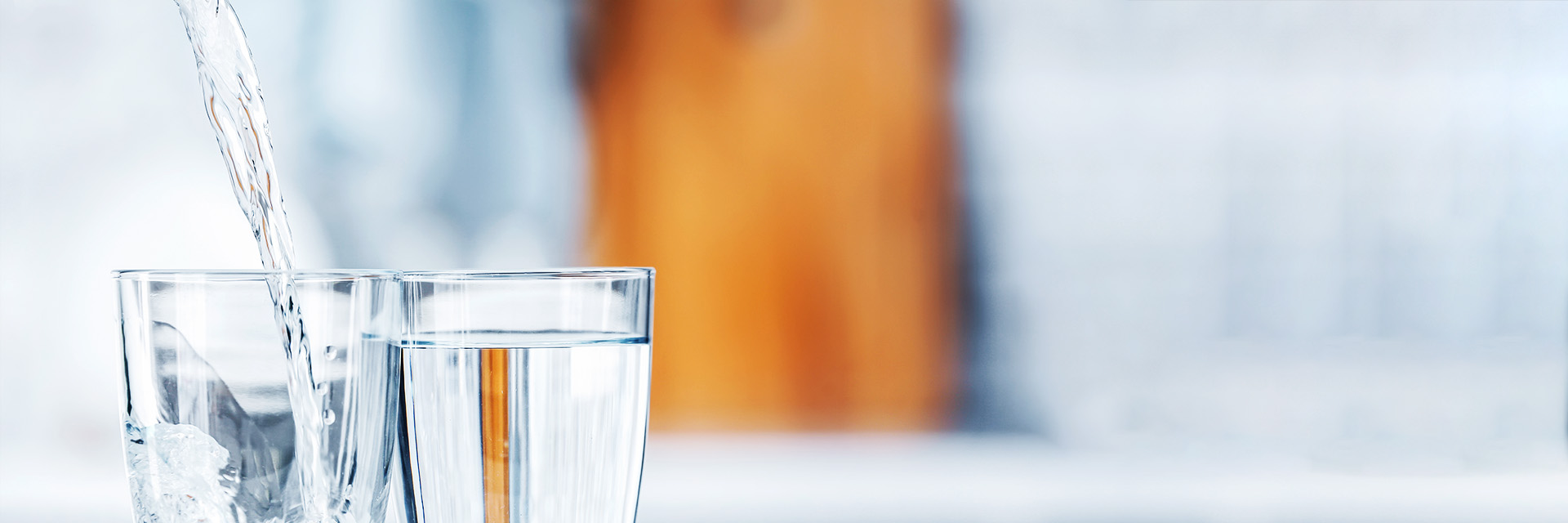“水健康”系統(tǒng)<br>飲用水安全健康，母嬰老少更安心